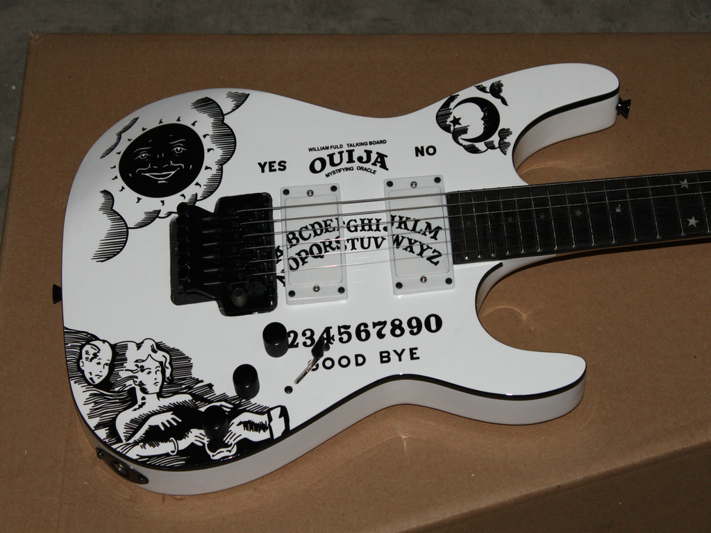 ESP Electric Guitar Deluxe Solid body white_ESP Electric Guitars